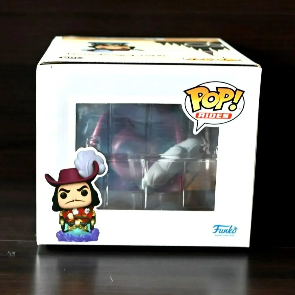 Funko Pop! Disney World Captain Hook Peter Pan's Attraction 50th Pop #109 - Picture 3 of 7